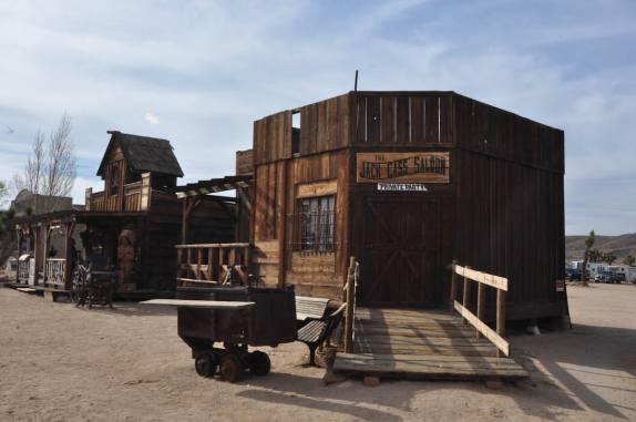 Pioneertown, setting hollywoodiano de cidade de faroeste, na Califórnia, nos Estados Unidos